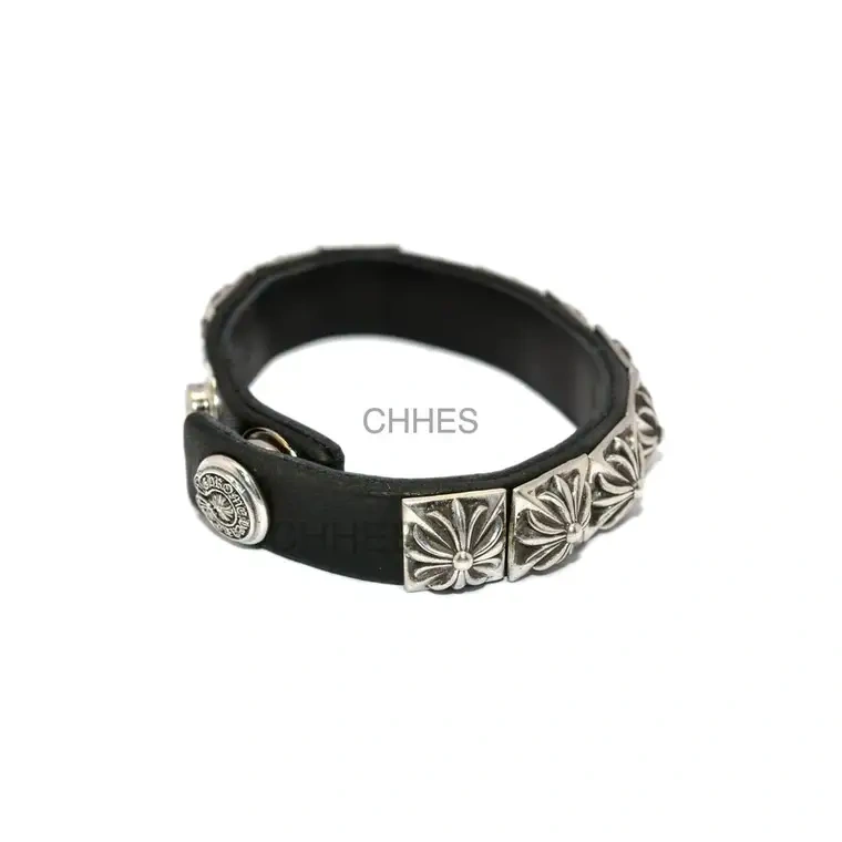Chrome hearts 方十字花相连皮手链