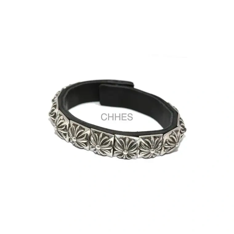 Chrome hearts 方十字花相连皮手链