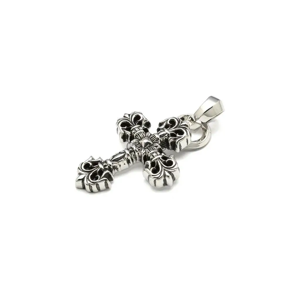 克罗心 Filigree火焰十字架中号吊坠