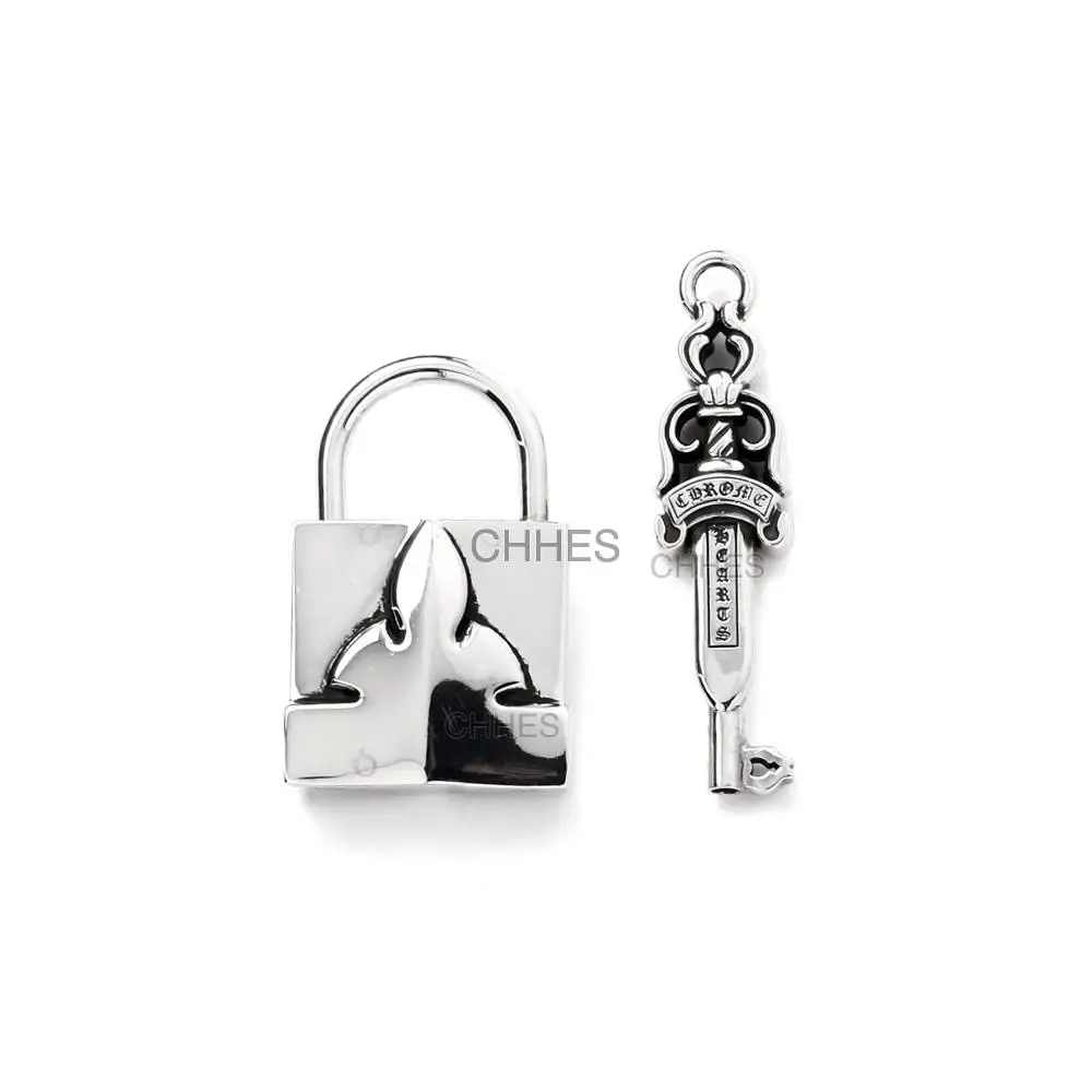 Chrome hearts 克罗心 燕尾锁和匕首宝剑情侣吊坠