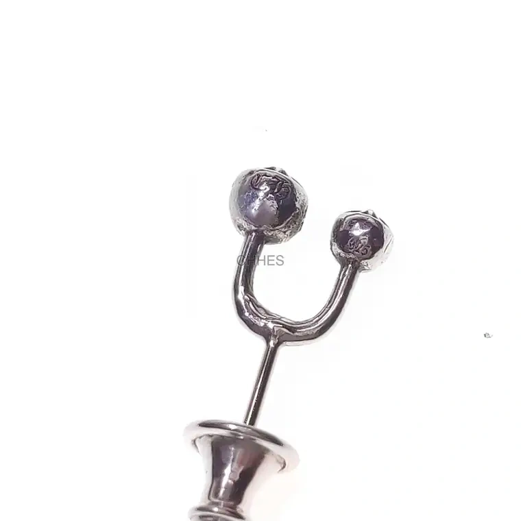 Chrome hearts 克罗心 双十字花字母球耳钉