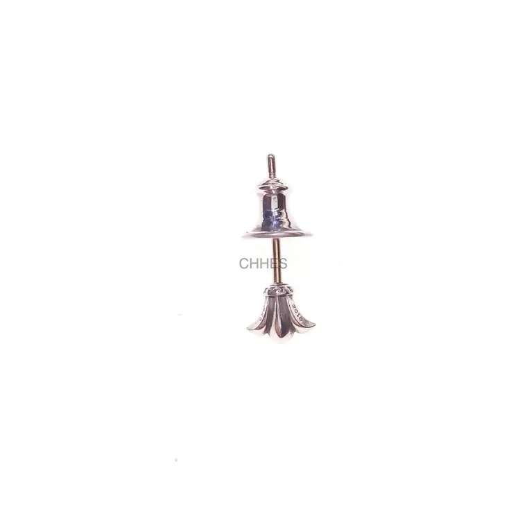 Chrome hearts 克罗心 花瓣耳钉