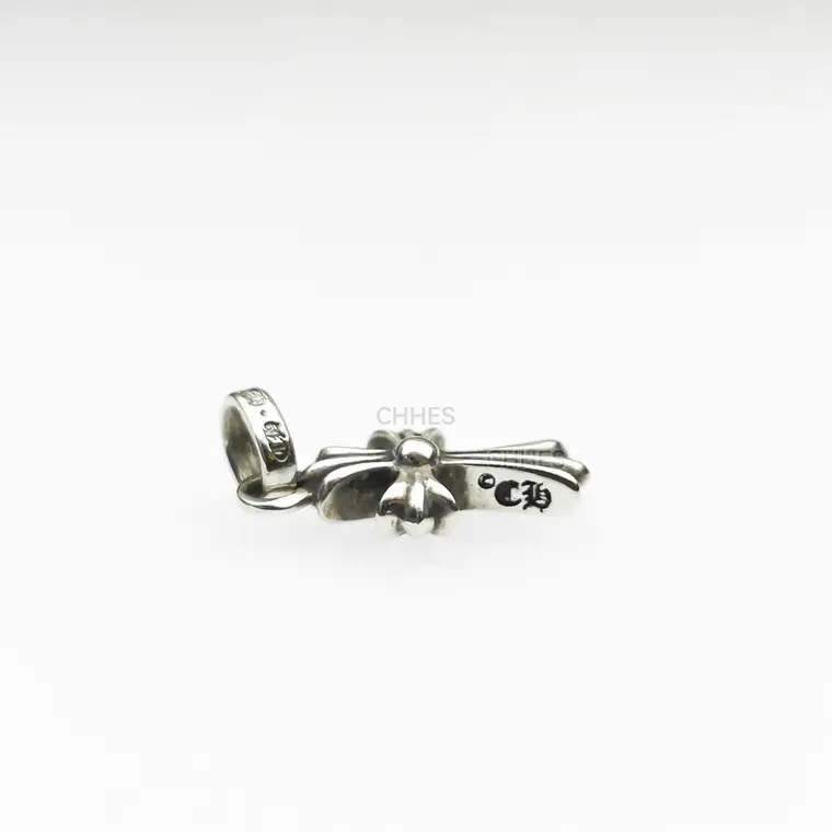 Chrome hearts 克罗心 Babyfat Cross小号十字架红宝石吊坠 