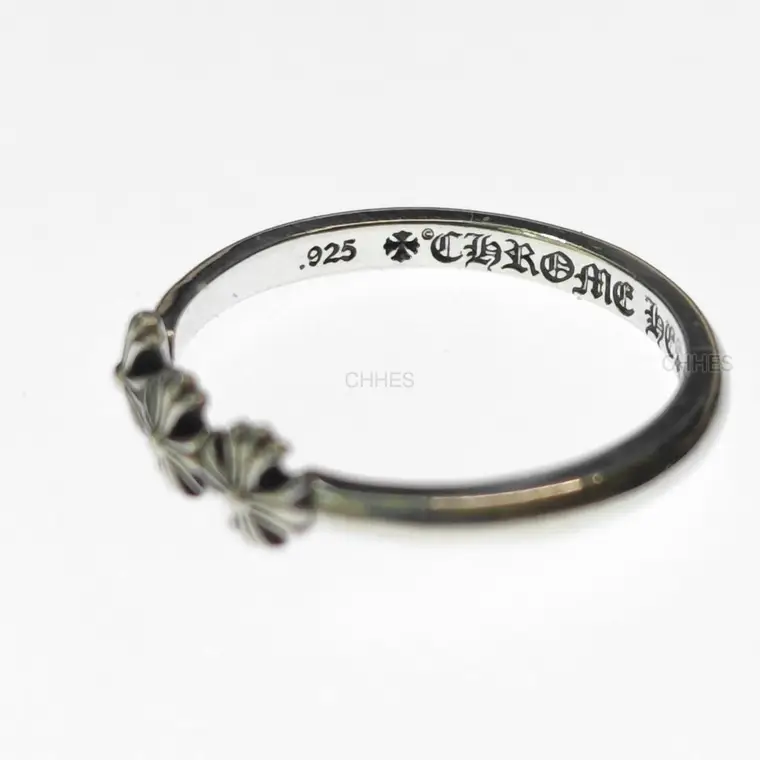Chromehearts 克罗心 泡泡糖三十字花圆环戒指