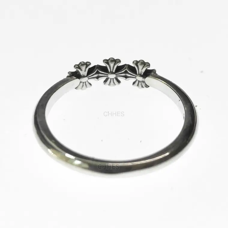 Chromehearts 克罗心 泡泡糖三十字花圆环戒指