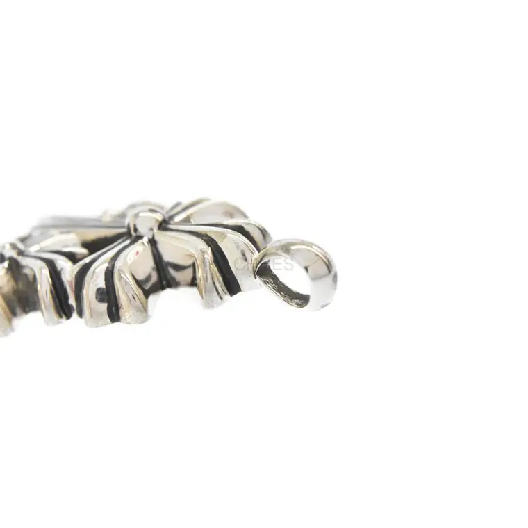 Chrome hearts 克罗心 中号三十字架吊坠