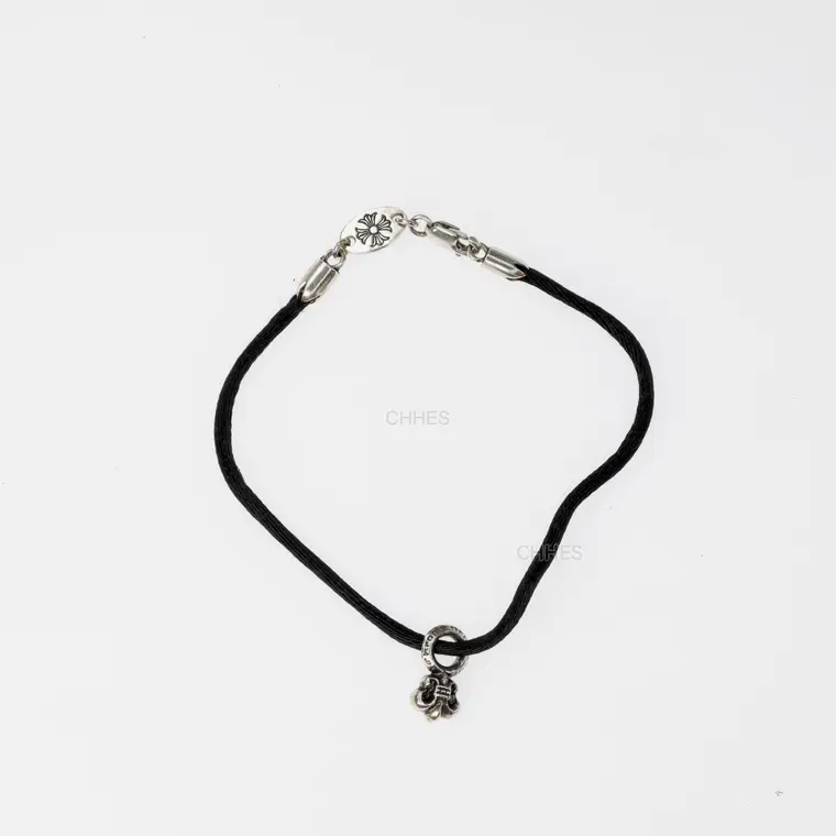 Chrome hearts 克罗心 童军花吊坠黑手绳