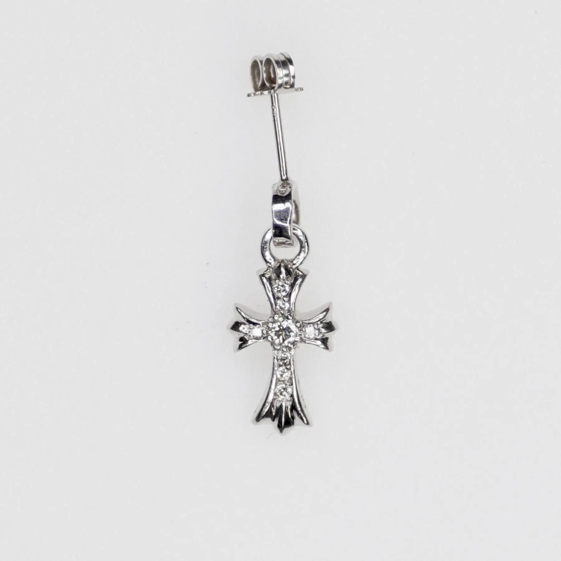 Chrome hearts 克罗心 18K白金全钻babyfat十字架耳钉