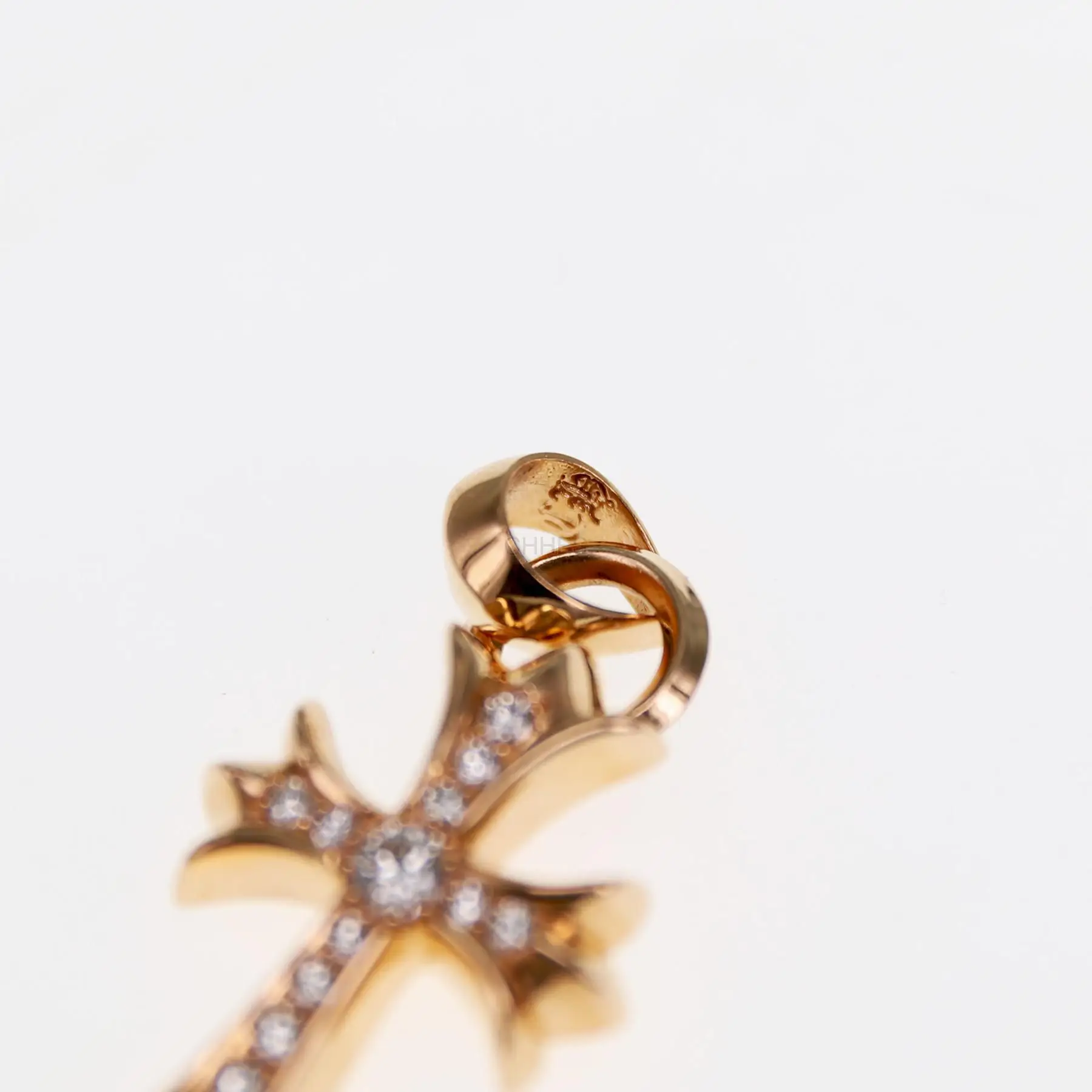 Chrome hearts 克罗心 22K黄金镶钻中号十字架经典吊坠