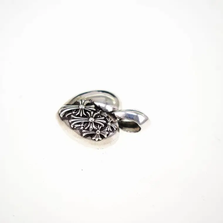 Chromehearts 克罗心 爱心墓葬吊坠
