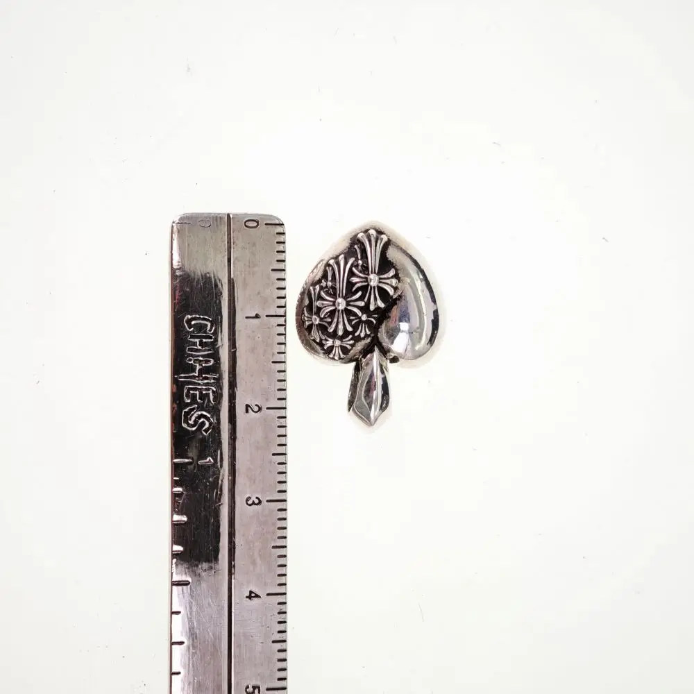 Chromehearts 克罗心 爱心墓葬吊坠